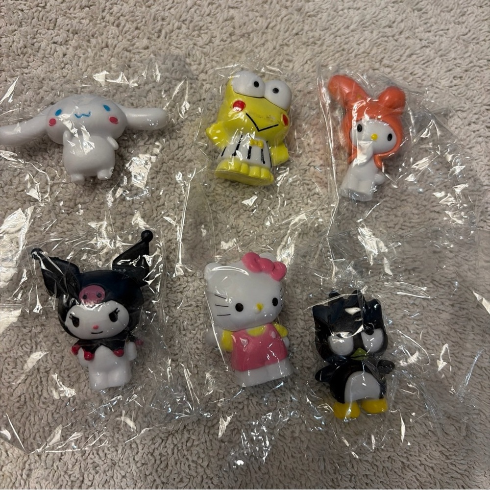 Hello Kitty & Friends Cute Character Figurine Set - Multicolor - lot of 6
